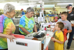 Animal Friends seeks volunteers to help at thrift store that helps fund shelter